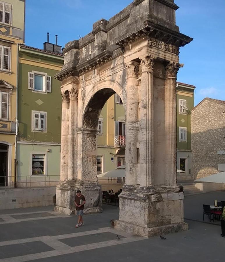 Apartman Diana,Free Parking Pula Exterior foto